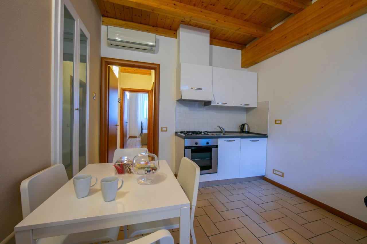 Le Stanze Del Lago Apartments Como Exterior photo